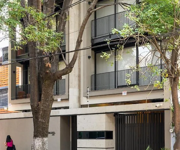 Pancha Flats * Mexico City